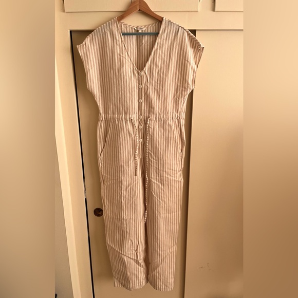 Ali Golden Beige Striped Jumpsuit size Medium - Picture 2 of 8